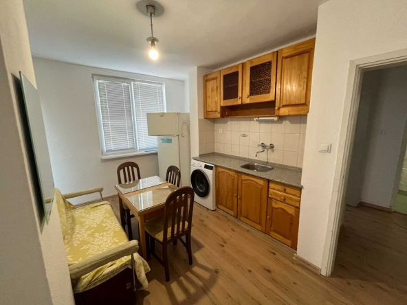 Дава се под наем Двустаен апартамент в Казанлък - 65 кв.м за 300 € - Снимка #1