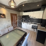 Тристаен апартамент в Велико Търново, Център - 95 кв.м за 1843 €/кв.м - Снимка #1