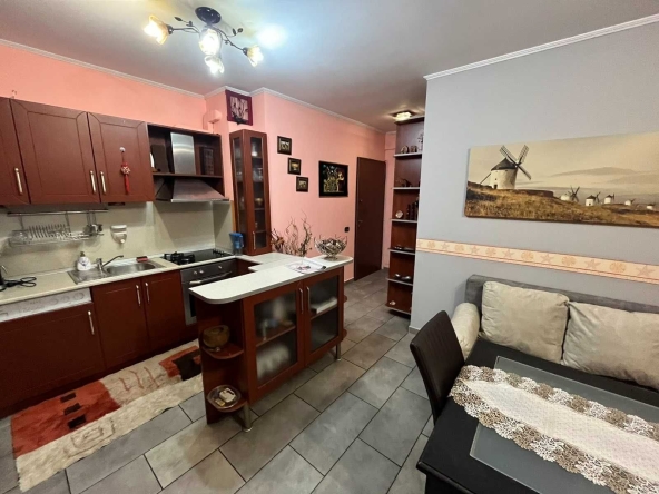 Дава се под наем Двустаен апартамент в Казанлък - 65 кв.м за 350 € - Снимка #1