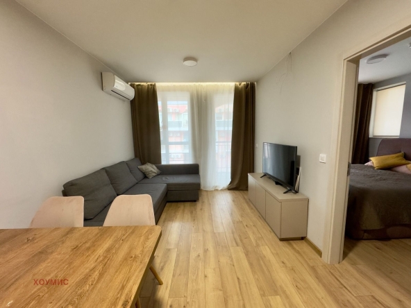 Двустаен апартамент в к.к. Слънчев бряг - 44 кв.м за 2500 €/кв.м - Снимка #1