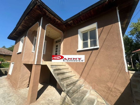 Къща в Велико Търново, Акация - 100 кв.м за 320 €/кв.м - Снимка #1