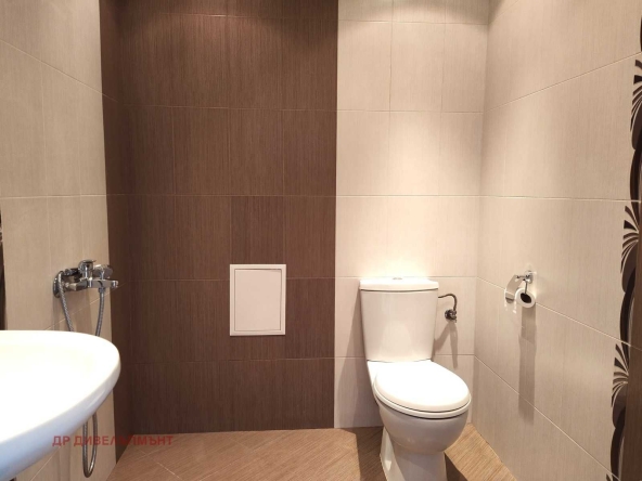 Дава се под наем Двустаен апартамент в София, Левски - 74 кв.м за 550 € - Снимка #1