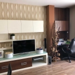 Дава се под наем Тристаен апартамент в София, Център - 97 кв.м за 820 € - Снимка #1