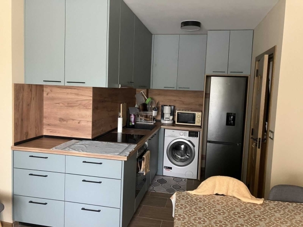 Дава се под наем Двустаен апартамент в София, Бенковски - 60 кв.м за 460 € - Снимка #1