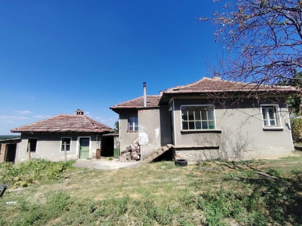 Къща в с. Остров, Област Враца - 113 кв.м за 133 €/кв.м - Снимка #1
