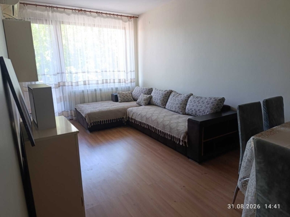 Дава се под наем Четиристаен апартамент в Хасково, Каменни - 112 кв.м за 400 € - Снимка #1
