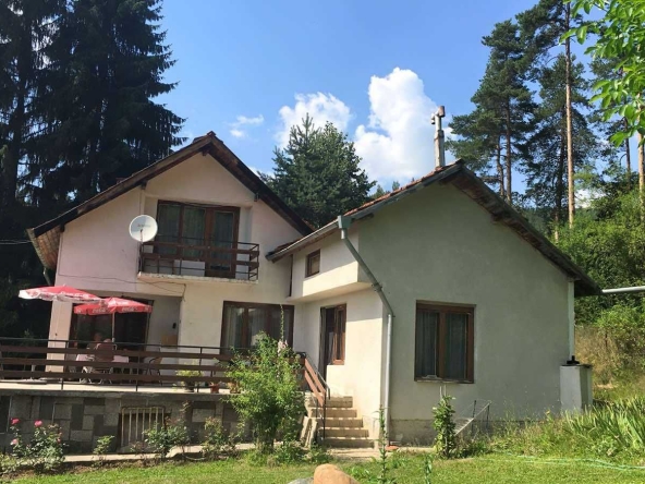 Къща в с. Ярлово, Област София-област - 128 кв.м за 1719 €/кв.м - Снимка #1