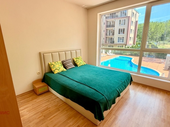 Двустаен апартамент в к.к. Слънчев бряг - 60 кв.м за 1384 €/кв.м - Снимка #1