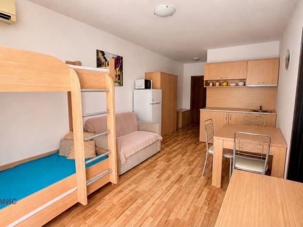 Двустаен апартамент в к.к. Слънчев бряг - 51 кв.м за 1412 €/кв.м - Снимка #1