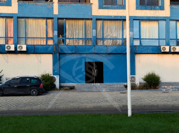 Магазин в Несебър - 390 кв.м за 1488 €/кв.м - Снимка #1