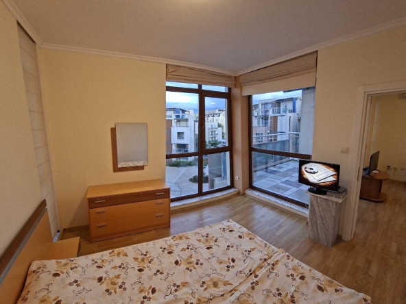 Двустаен апартамент в к.к. Слънчев бряг - 56 кв.м за 1518 €/кв.м - Снимка #1