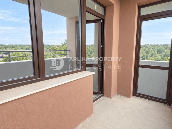 Тристаен апартамент в Свиленград - 107 кв.м за 1169 €/кв.м - Снимка #1