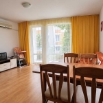 Двустаен апартамент в к.к. Слънчев бряг - 70 кв.м за 1343 €/кв.м - Снимка #1
