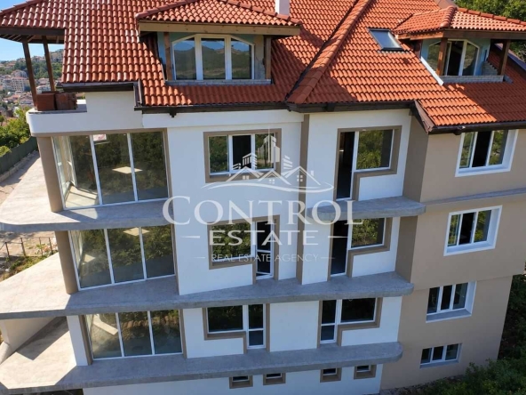 Къща в Велико Търново, Варуша - 625 кв.м за 16 €/кв.м - Снимка #1