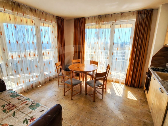 Тристаен апартамент в Несебър - 100 кв.м за 1890 €/кв.м - Снимка #1
