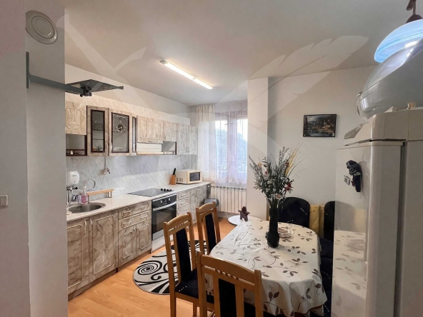 Многостаен апартамент в Бургас, Лазур - 125 кв.м за 2120 €/кв.м - Снимка #1