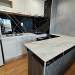 Двустаен апартамент в Бургас, Меден рудник - зона А - 53 кв.м за 2076 €/кв.м - Снимка #1