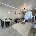 Дава се под наем Двустаен апартамент в Пловдив, Тракия - 74 кв.м за 600 € - Снимка #1