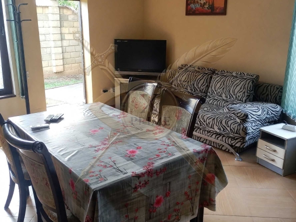 Дава се под наем Къща в Варна, Младост 2 - 150 кв.м за 650 € - Снимка #1