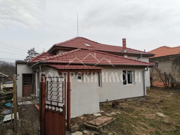 Къща в с. Палици, Област Велико Търново - 100 кв.м за 750 €/кв.м - Снимка #1