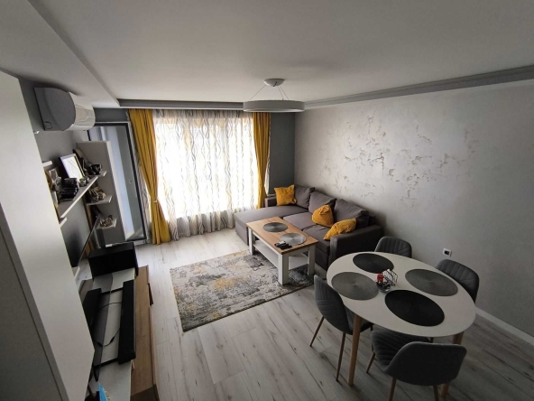 Дава се под наем Двустаен апартамент в Варна, Трошево - 52 кв.м за 510 € - Снимка #1