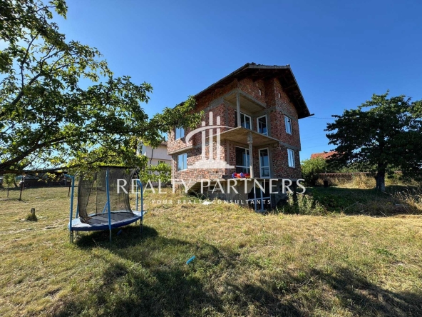 Къща в с. Кошарево, Област Перник - 62 кв.м за 936 €/кв.м - Снимка #1