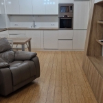 Дава се под наем Тристаен апартамент в София, Витоша - 90 кв.м за 800 € - Снимка #1
