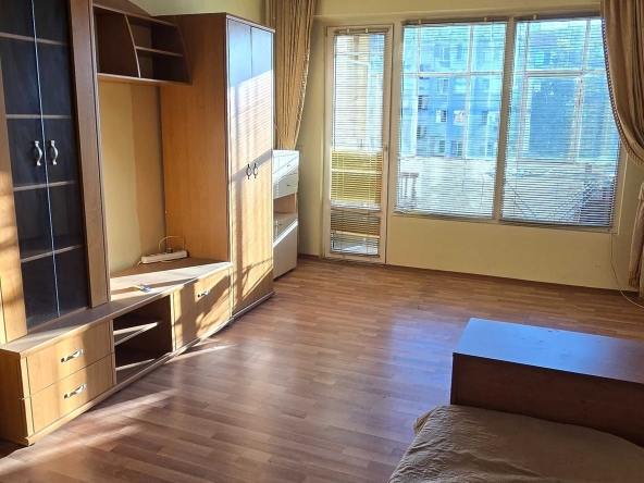 Двустаен апартамент в Пазарджик, Запад - 61 кв.м за 1115 €/кв.м - Снимка #1