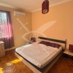 Дава се под наем Тристаен апартамент в София, Хладилника - 80 кв.м за 750 € - Снимка #1