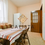 Дава се под наем Етаж от къща в София, Модерно предградие - 300 кв.м за 699 € - Снимка #1