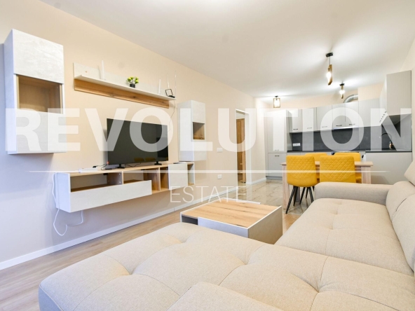 Дава се под наем Двустаен апартамент в София, Младост 4 - 65 кв.м за 730 € - Снимка #1