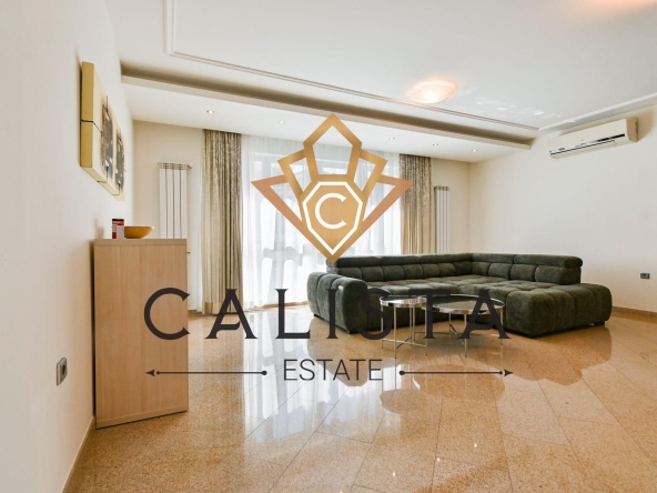 Дава се под наем Четиристаен апартамент в София, Лозенец - 202 кв.м за 2300 € - Снимка #1