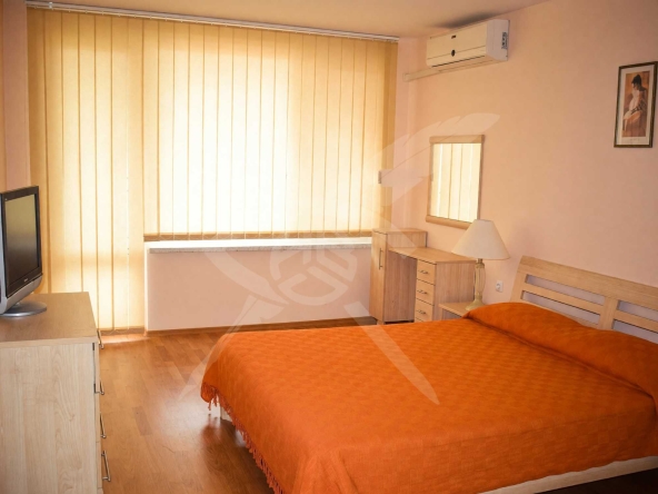 Тристаен апартамент в Свети Влас - 98 кв.м за 1409 €/кв.м - Снимка #1