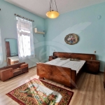 Дава се под наем Тристаен апартамент в Бургас, Център - 85 кв.м за 650 € - Снимка #1