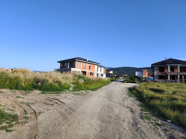 Парцел в Пловдив, Въстанически - 882 кв.м за 1 €/кв.м - Снимка #1