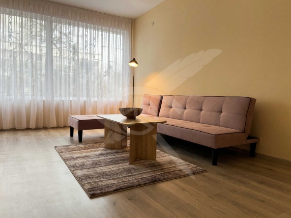 Тристаен апартамент в Пазарджик, Център - 85 кв.м за 1224 €/кв.м - Снимка #1