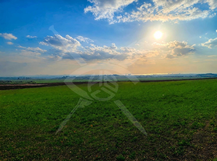 Парцел в Бургас, Меден рудник - зона Д - 9776 кв.м за 83 €/кв.м - Снимка #1