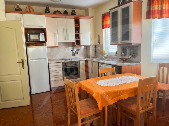 Двустаен апартамент в к.к. Слънчев бряг - 64 кв.м за 1094 €/кв.м - Снимка #1