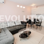 Дава се под наем Двустаен апартамент в София, Център - 50 кв.м за 770 € - Снимка #1