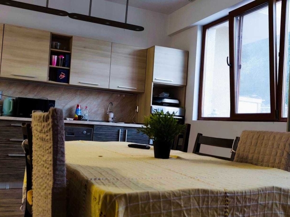 Дава се под наем Двустаен апартамент в Варна, м-т Траката - 53 кв.м за 400 € - Снимка #1