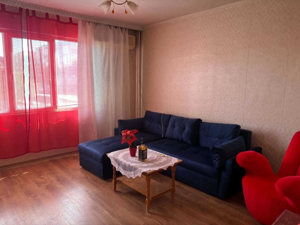 Дава се под наем Двустаен апартамент в Враца, Металург - 60 кв.м за 300 € - Снимка #1