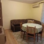 Дава се под наем Тристаен апартамент в Варна, Червен площад - 62 кв.м за 560 € - Снимка #1