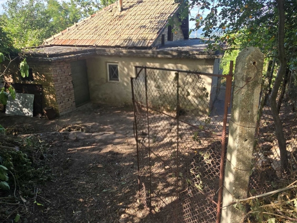 Къща в Велики Преслав - 50 кв.м за 598 €/кв.м - Снимка #1