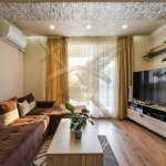 Дава се под наем Тристаен апартамент в Варна, Аспарухово - 130 кв.м за 700 € - Снимка #1