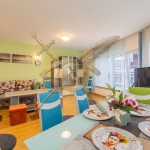 Дава се под наем Четиристаен апартамент в Варна, Център - 150 кв.м за 1200 € - Снимка #1