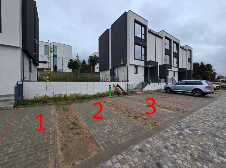 Дава се под наем Гараж / Паркомясто в София, Бояна - 15 кв.м за 140 € - Снимка #1
