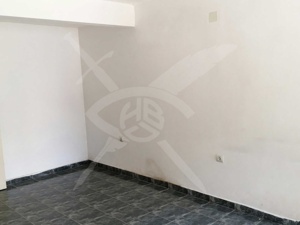 Дава се под наем Офис в Стара Загора, Център - 31 кв.м за 230 € - Снимка #1