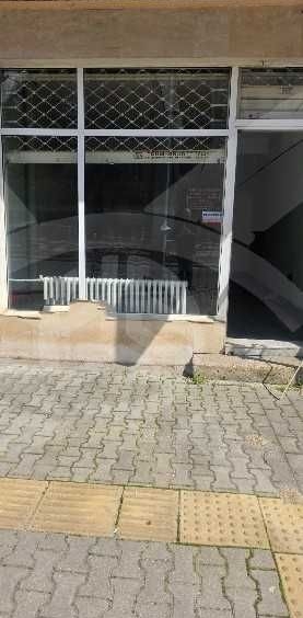Дава се под наем Магазин в Стара Загора, Ремиза - 47 кв.м за 400 € - Снимка #1