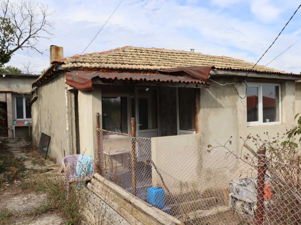 Къща в Вълчи дол - 185 кв.м за 1006 €/кв.м - Снимка #1