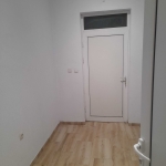 Дава се под наем Магазин в Петрич - 100 кв.м за 300 € - Снимка #1